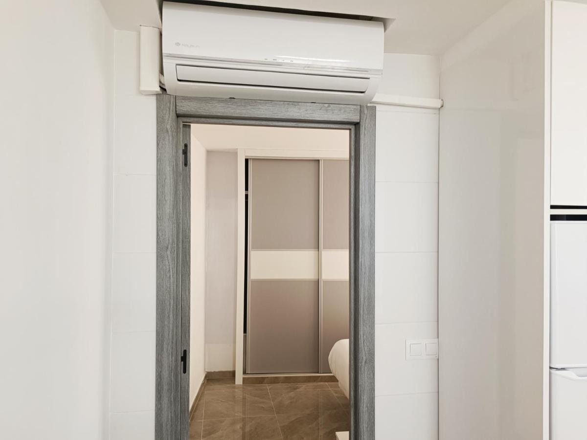Baj - Apartamentos En Playa Bajondillo, トレモリノス エクステリア 写真