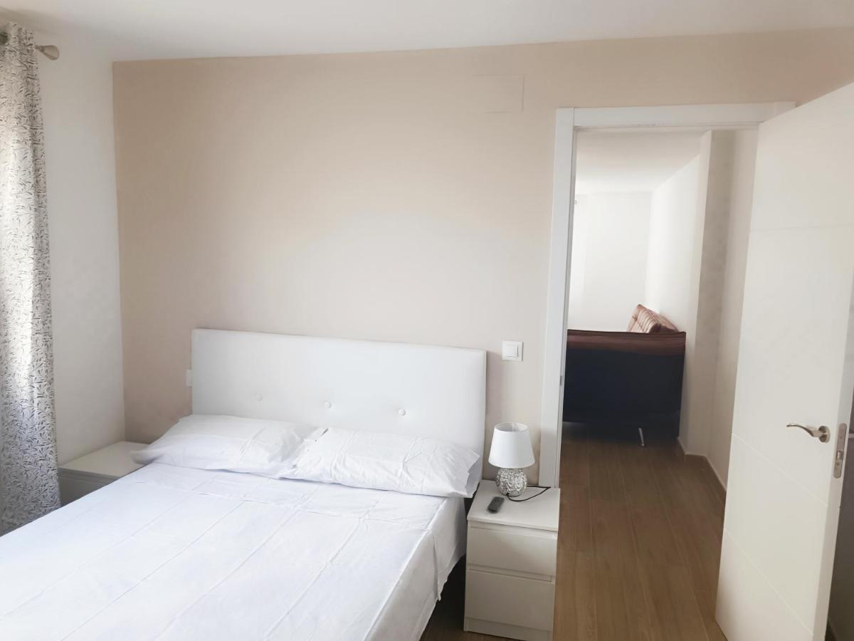 Baj - Apartamentos En Playa Bajondillo, トレモリノス エクステリア 写真