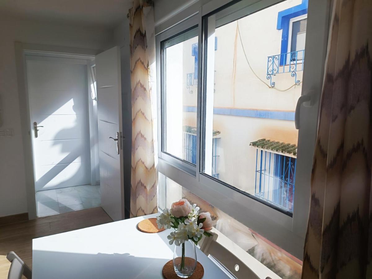 Baj - Apartamentos En Playa Bajondillo, トレモリノス エクステリア 写真