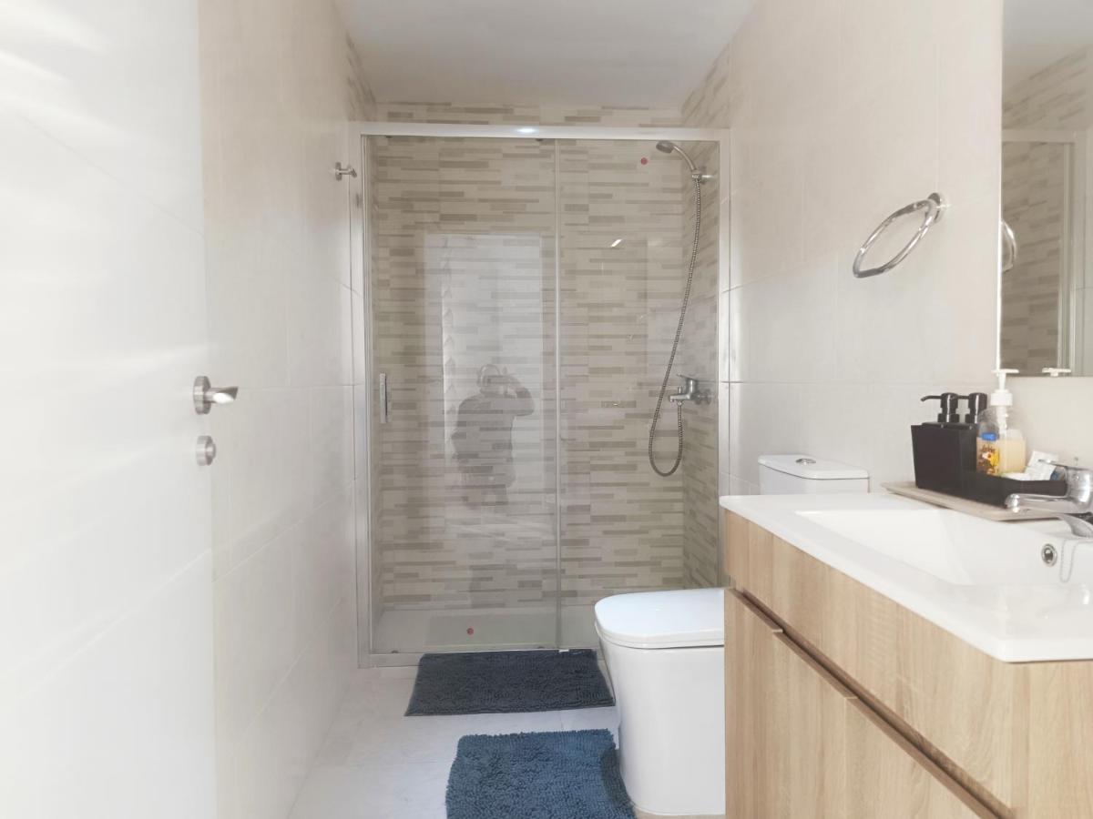 Baj - Apartamentos En Playa Bajondillo, トレモリノス エクステリア 写真